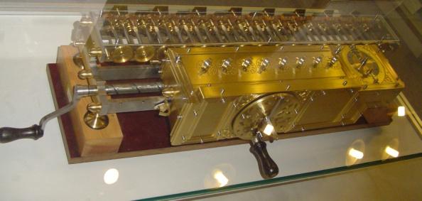 Leibnitzrechenmaschine.jpg